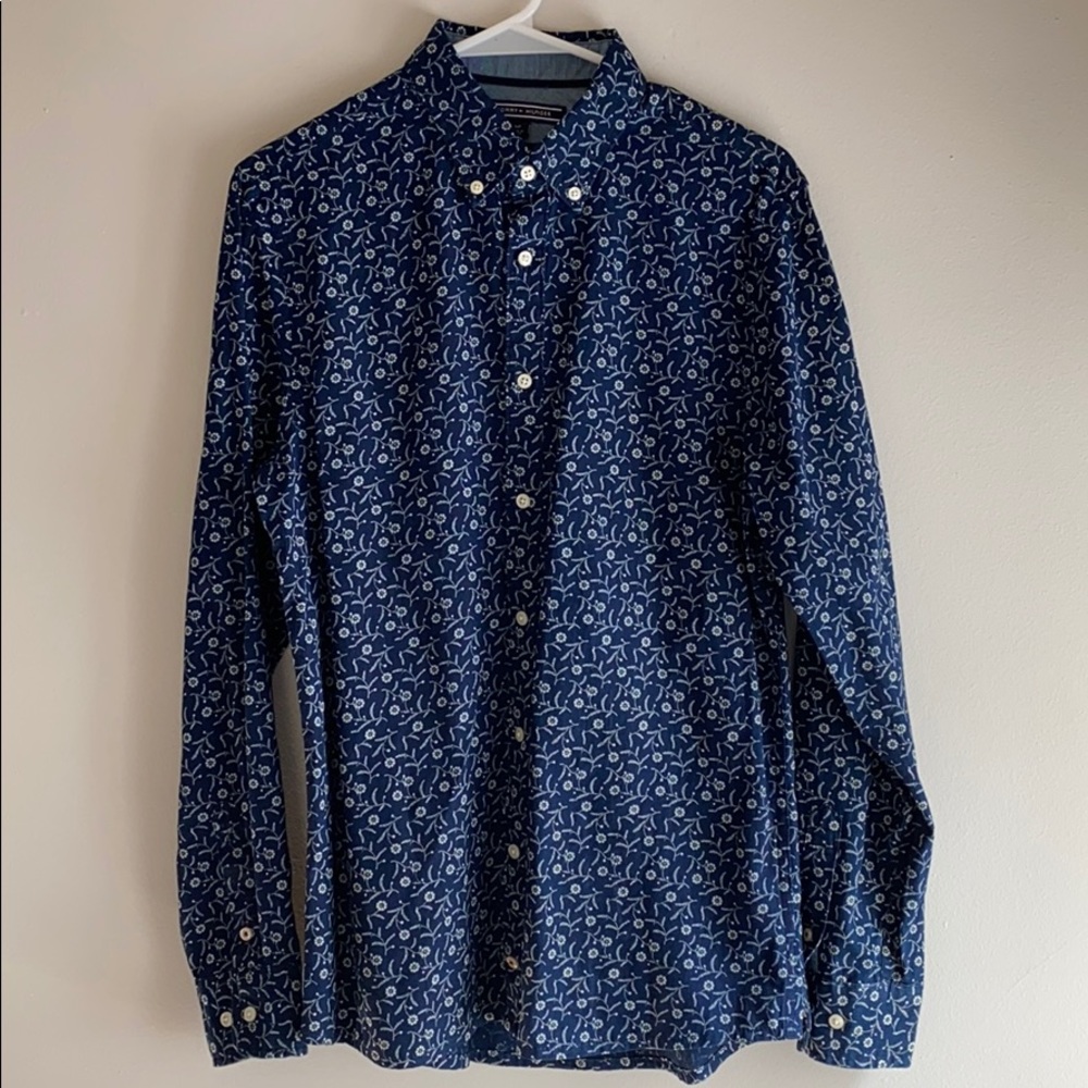 Tommy Hilfiger Navy Floral Button Down Shirt sz S